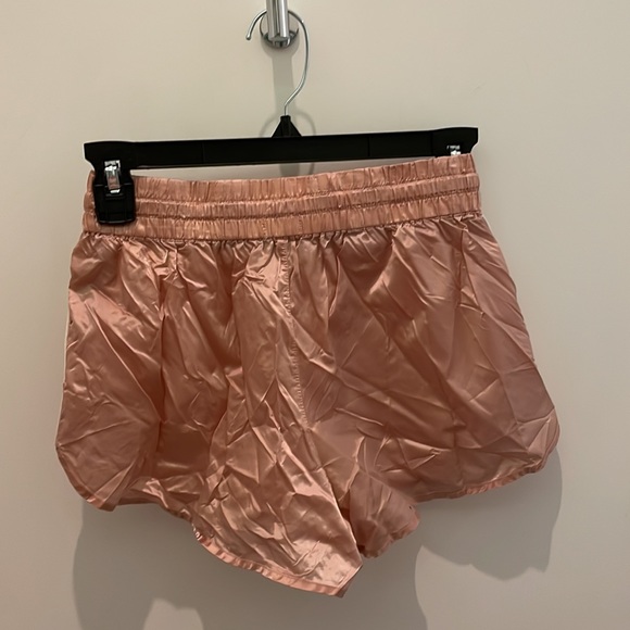Aritzia TNA - Light Pink Shiny Retro Shorts with Side Stripe - Picture 3 of 3